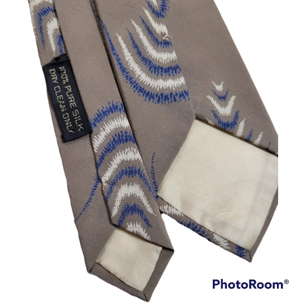 Armani 100% silk tie vintage tan